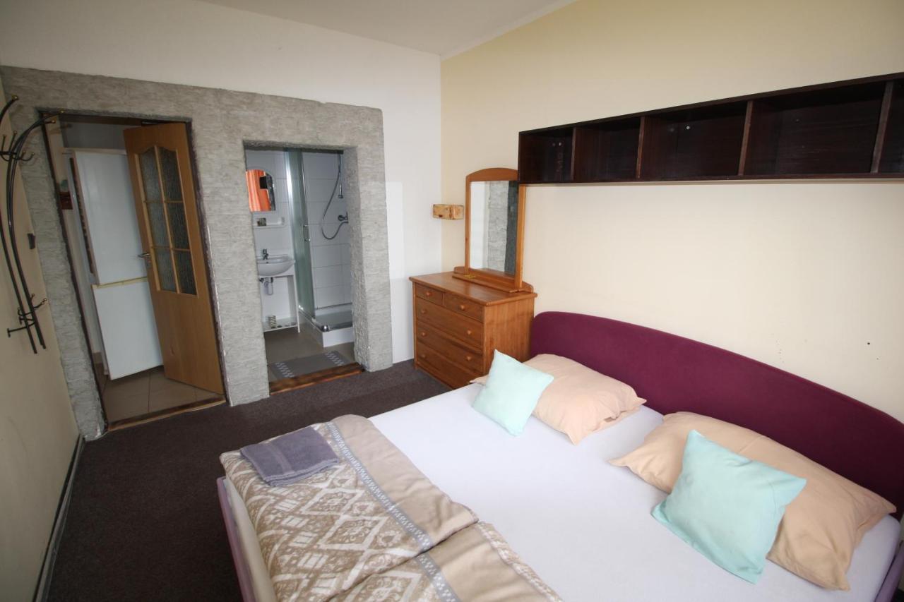 Garni Hotel Liptovský Mikuláš Екстериор снимка
